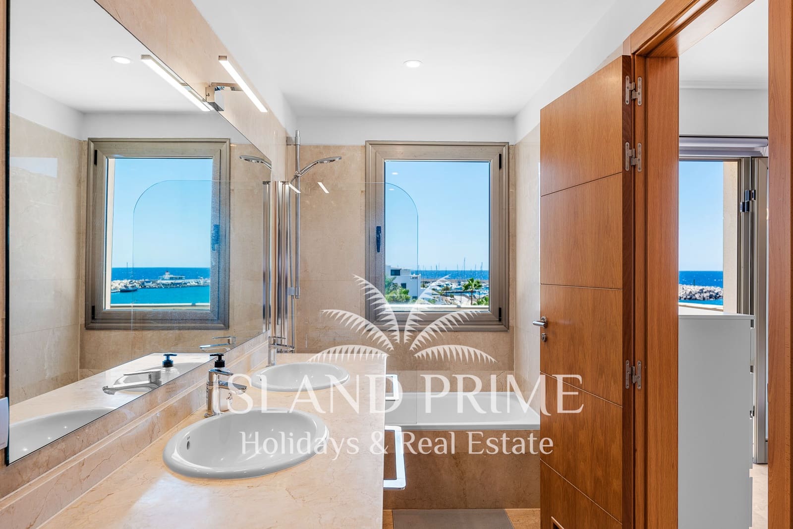 3 camera da letto Casa in vendita in Amarilla Golf con piscina garage - 565.000 € (Rif: 10039285)