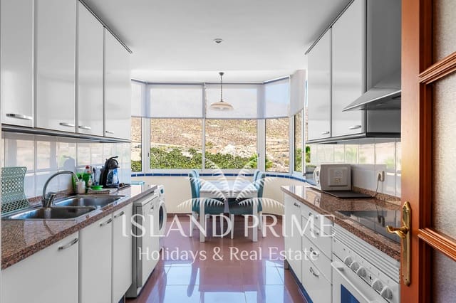 4 camera da letto Attico in vendita in Los Cristianos, Arona con piscina garage - 850.000 € (Rif: 10073186)