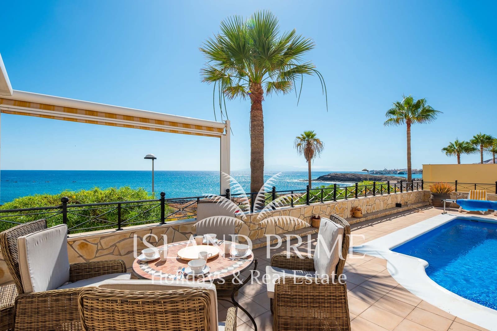 Chalet de 4 habitaciones en Los Cristianos en venta con piscina garaje - 3.950.000 € (Ref: 10086559)