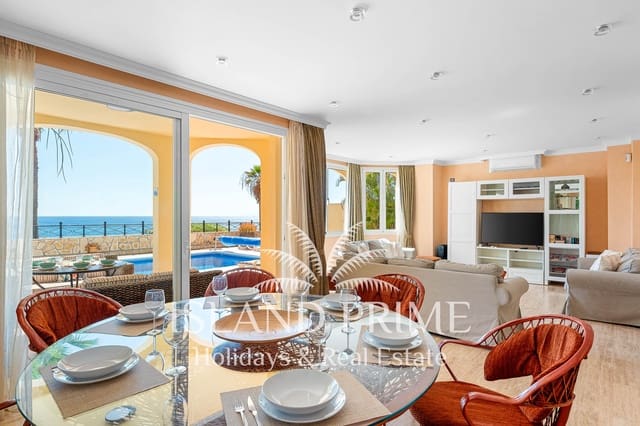Chalet de 4 habitaciones en Los Cristianos, Arona en venta con piscina garaje - 3.950.000 € (Ref: 10086559)