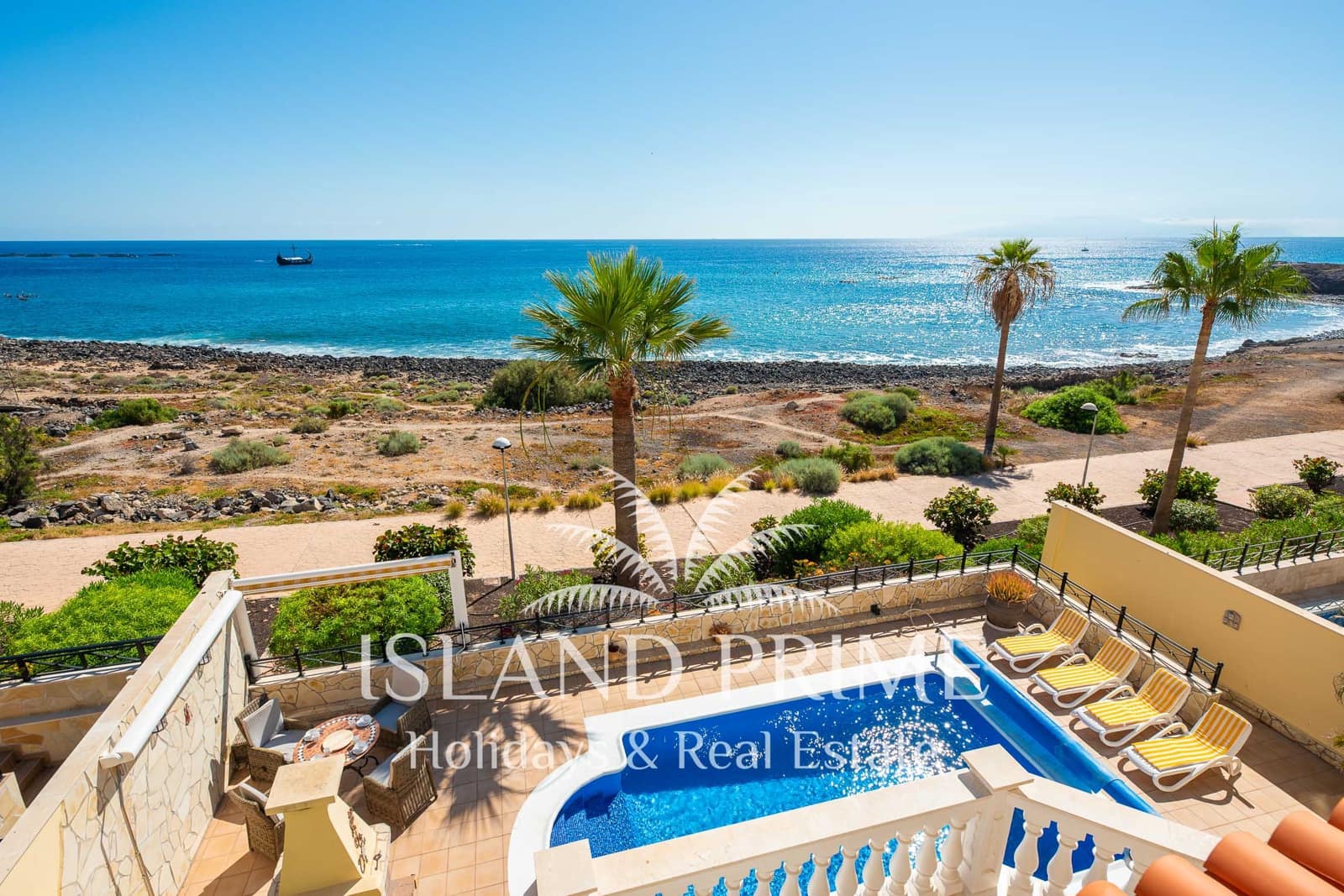 Chalet de 4 habitaciones en Los Cristianos en venta con piscina garaje - 3.950.000 € (Ref: 10086559)
