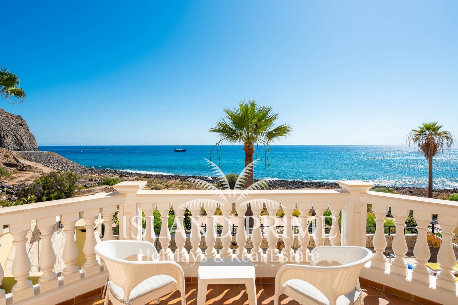 Chalet de 4 habitaciones en Los Cristianos en venta con piscina garaje - 3.950.000 € (Ref: 10086559)