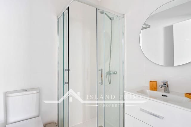 4 makuuhuone Paritalo myytävänä paikassa Amarilla Golf, San Miguel de Abona mukana uima-altaan 
autotalli - 570 000 € (Ref: 8425814)