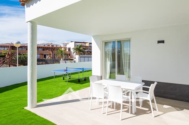 3 slaapkamer Villa te koop in Amarilla Golf, San Miguel de Abona met zwembad garage - € 445.000 (Ref: 9006016)