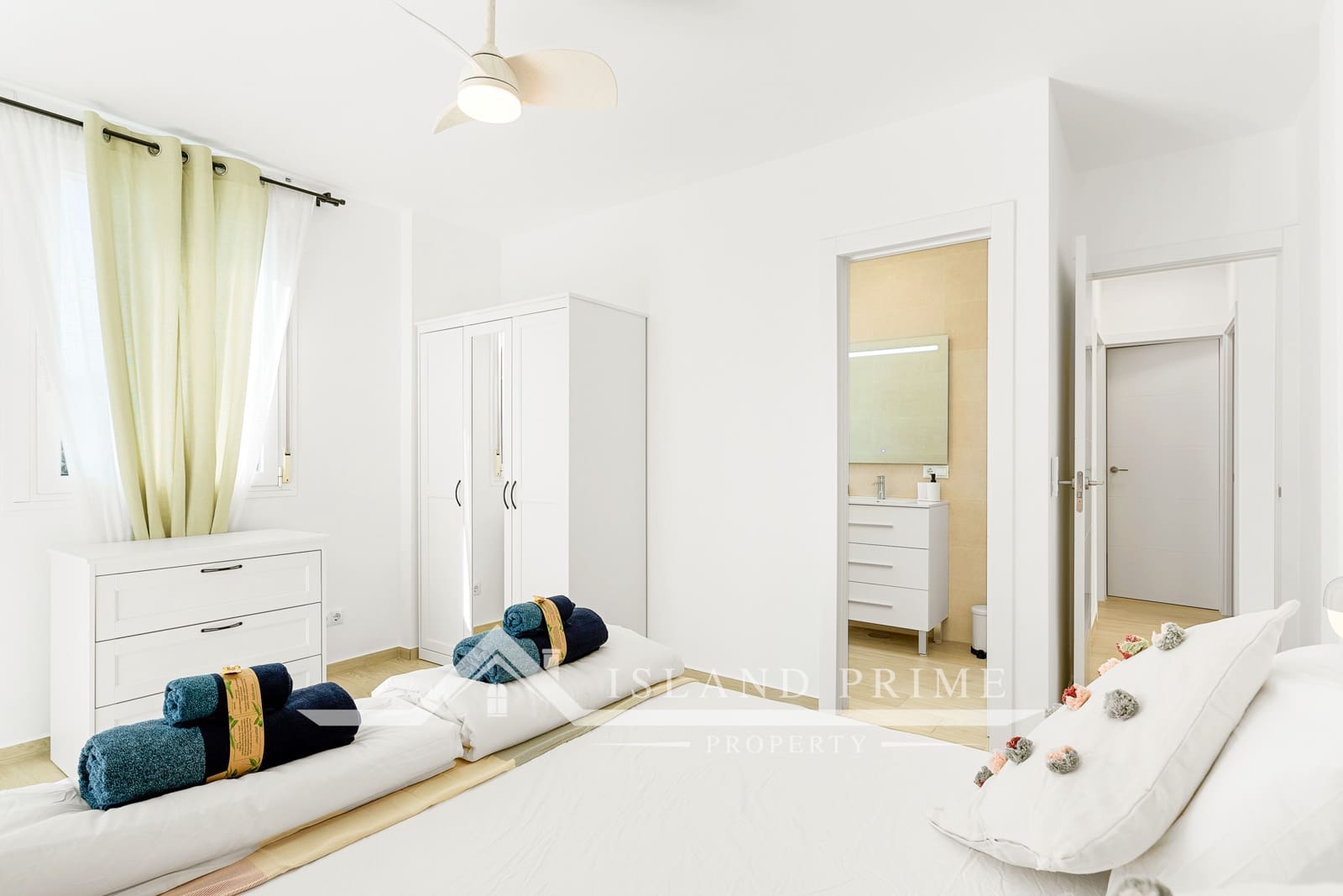 3 soveværelse Villa til salg i Amarilla Golf med swimmingpool garage - € 445.000 (Ref: 9006016)