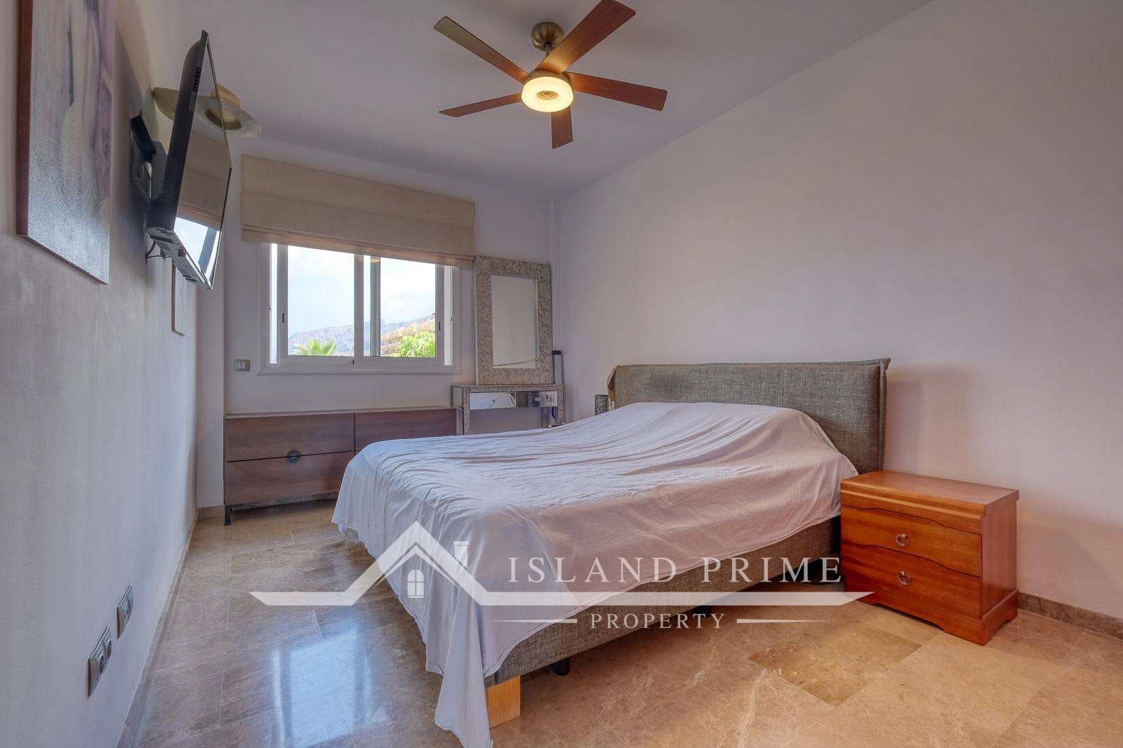 3 soveværelse Lejlighed til salg i Los Gigantes - € 490.000 (Ref: 9050700)