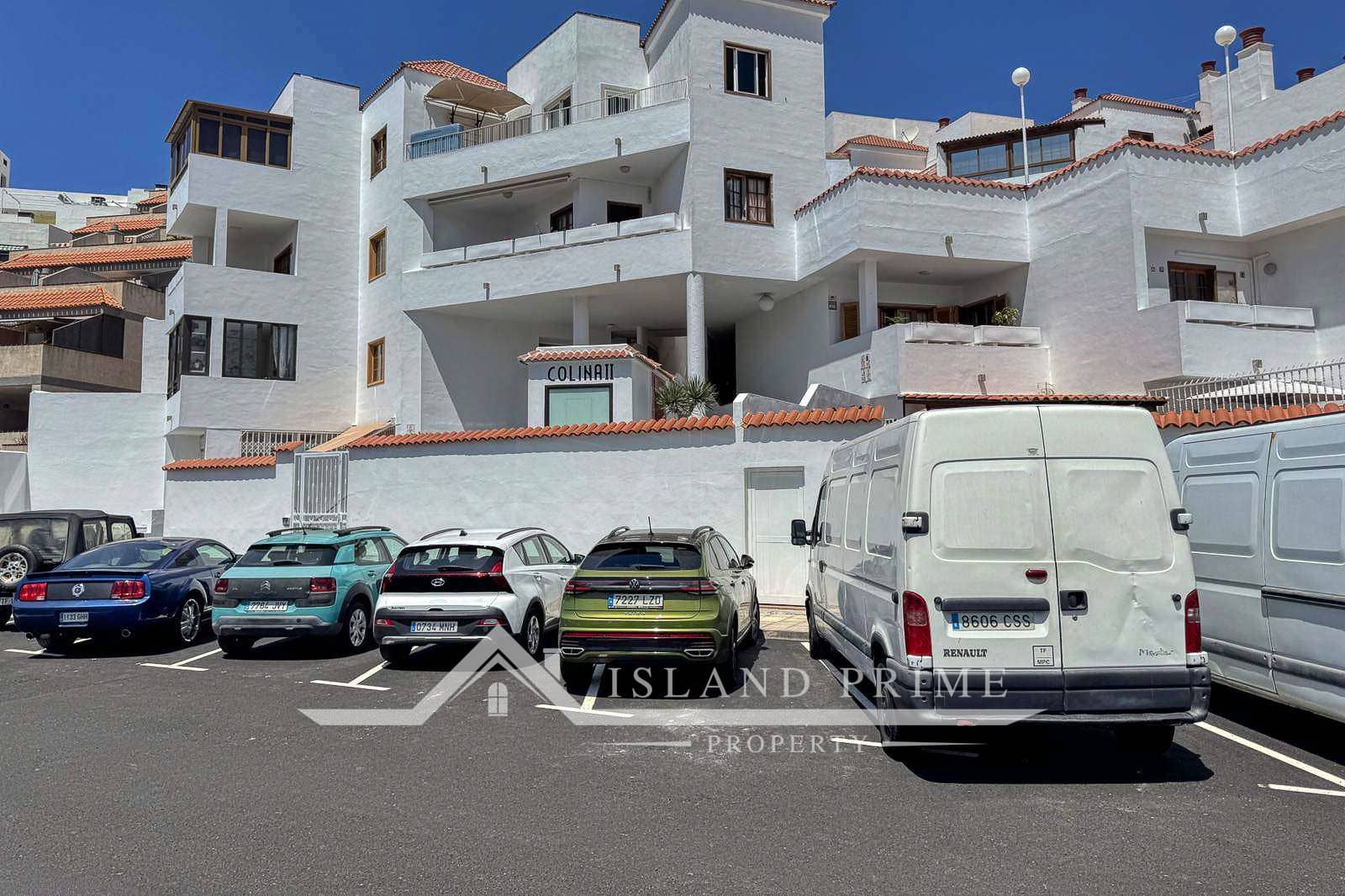 1 sovrum Lägenhet till salu i Los Cristianos - 240 000 € (Ref: 9050714)
