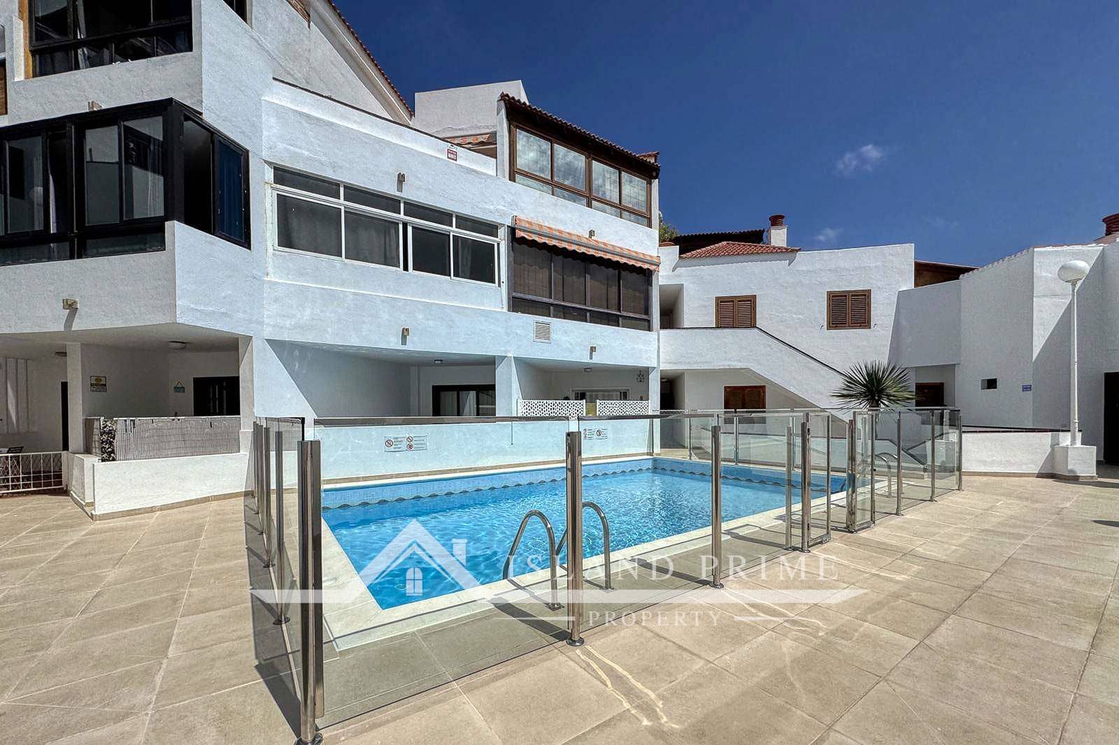 1 sovrum Lägenhet till salu i Los Cristianos - 240 000 € (Ref: 9050714)