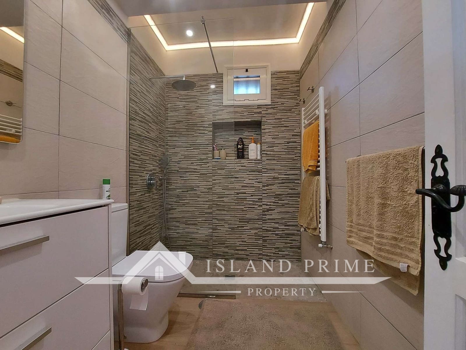 2 sypialnia Finka/Dom wiejski na sprzedaż w El Tanque - 350 000 € (Ref: 9050750)