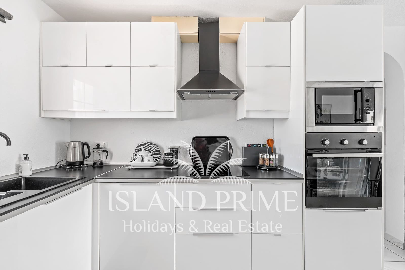 2 bedroom Apartment for sale in Amarilla Golf with pool - € 349,950 (Ref: 9724899)