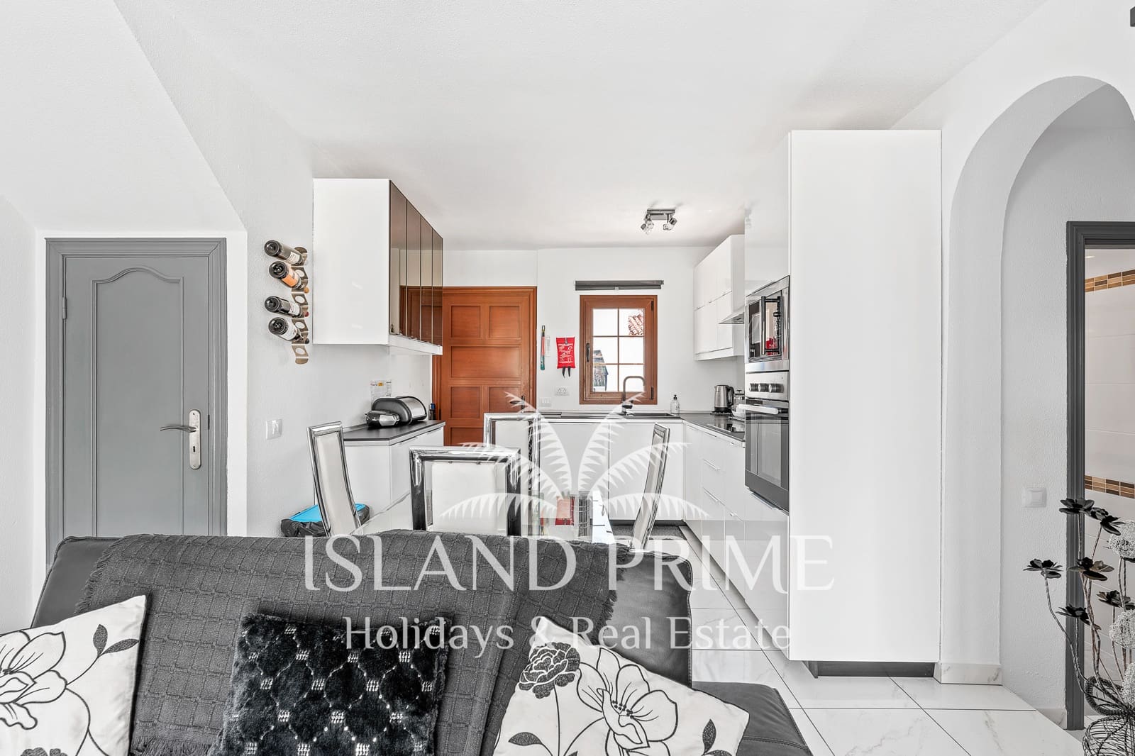 2 bedroom Apartment for sale in Amarilla Golf with pool - € 349,950 (Ref: 9724899)