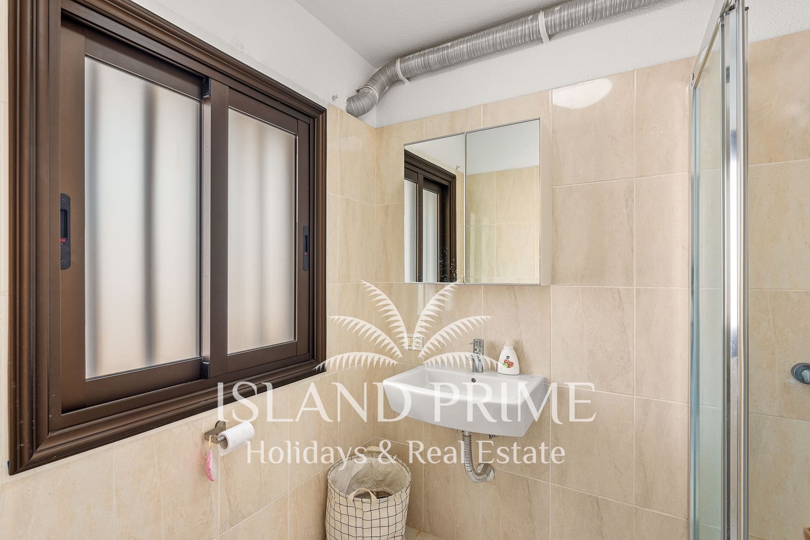 2 slaapkamer Appartement te koop in Costa del Silencio met zwembad - € 299.000 (Ref: 9819342)