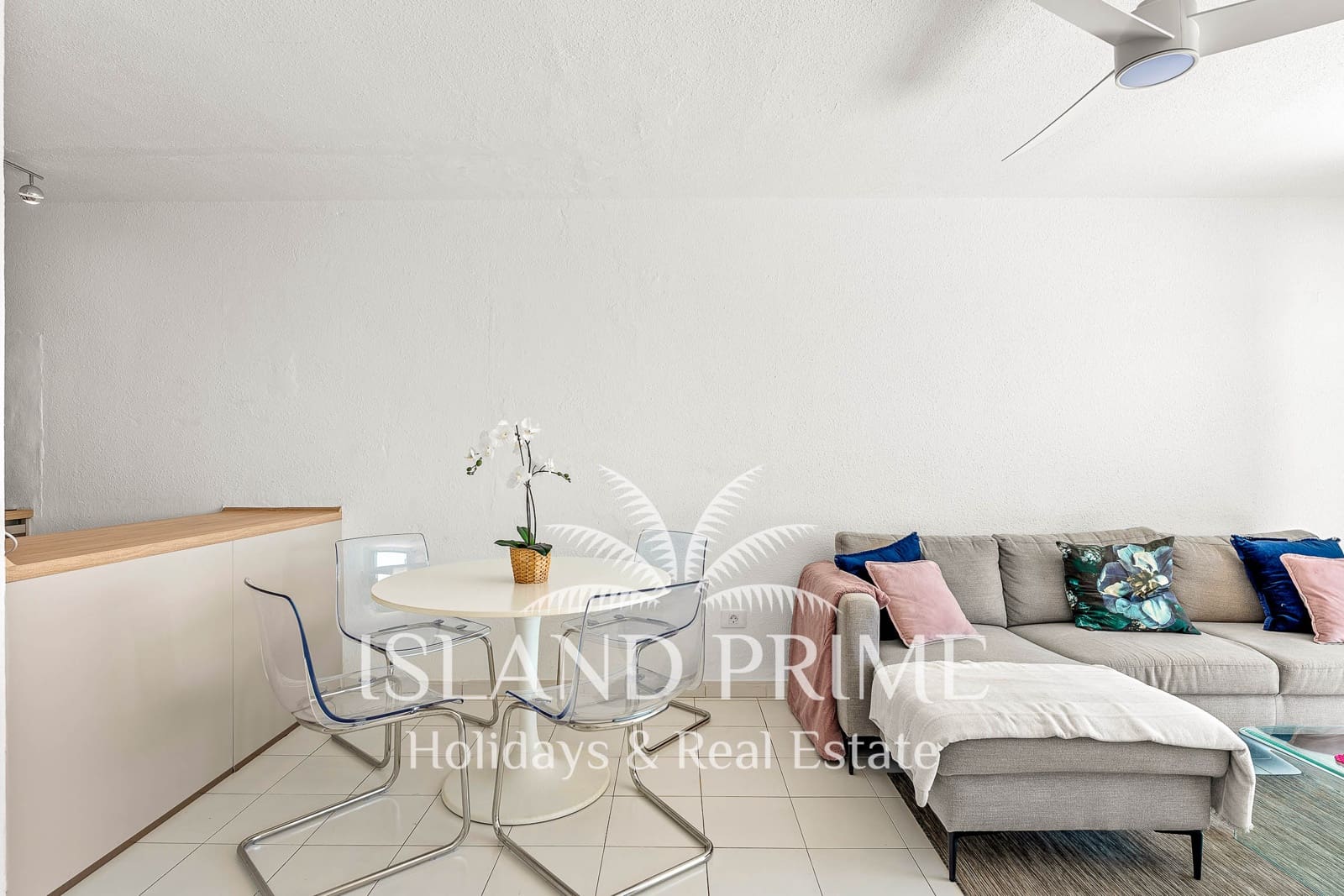 2 slaapkamer Appartement te koop in Costa del Silencio met zwembad - € 299.000 (Ref: 9819342)