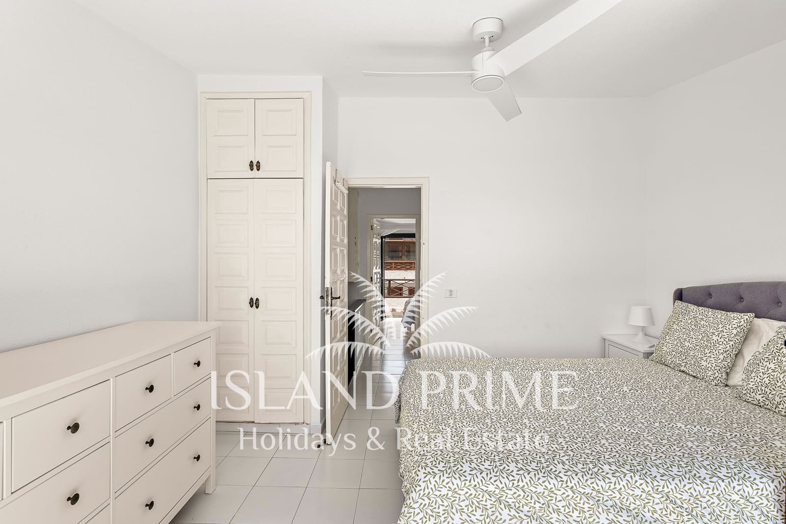 2 slaapkamer Appartement te koop in Costa del Silencio met zwembad - € 299.000 (Ref: 9819342)
