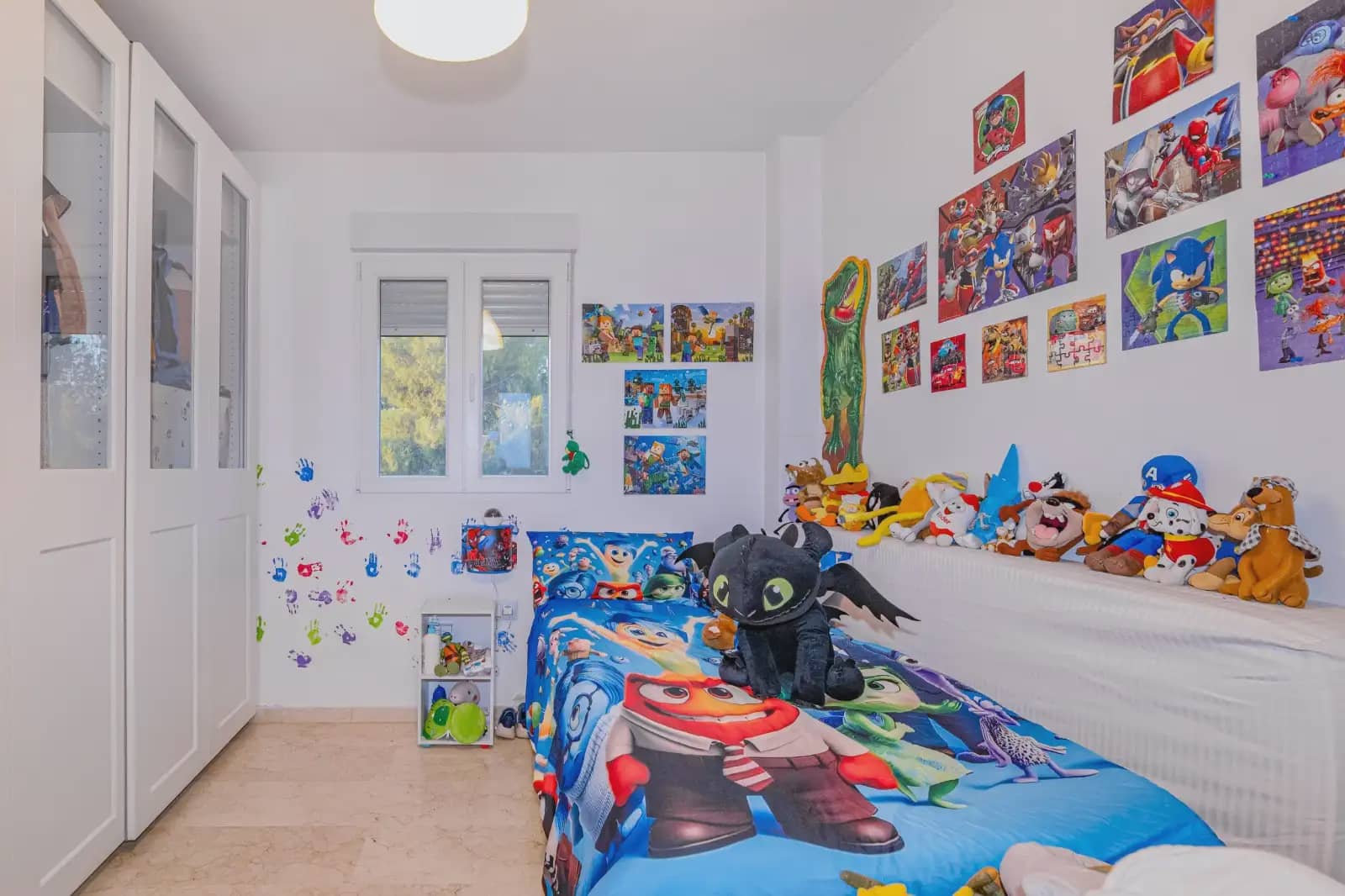 4 sovrum Semi-fristående Villa till salu i Peligros med pool garage - 410 000 € (Ref: 10065265)