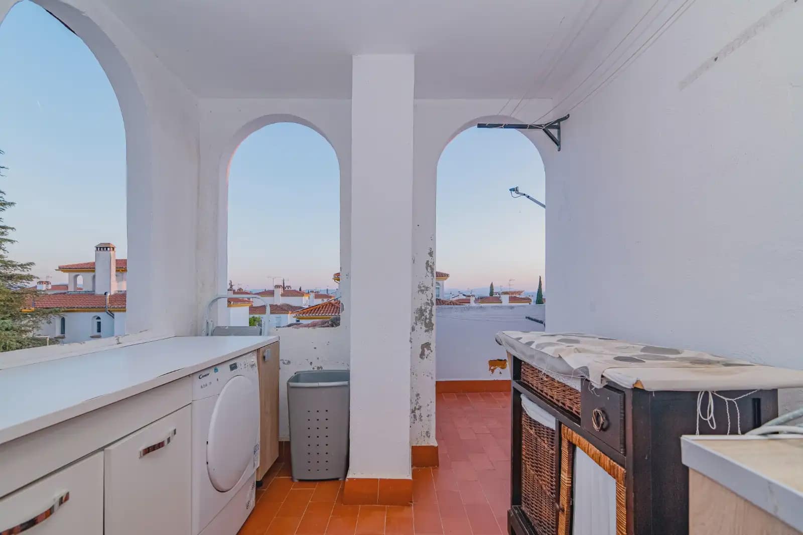 4 sovrum Semi-fristående Villa till salu i Peligros med pool garage - 410 000 € (Ref: 10065265)