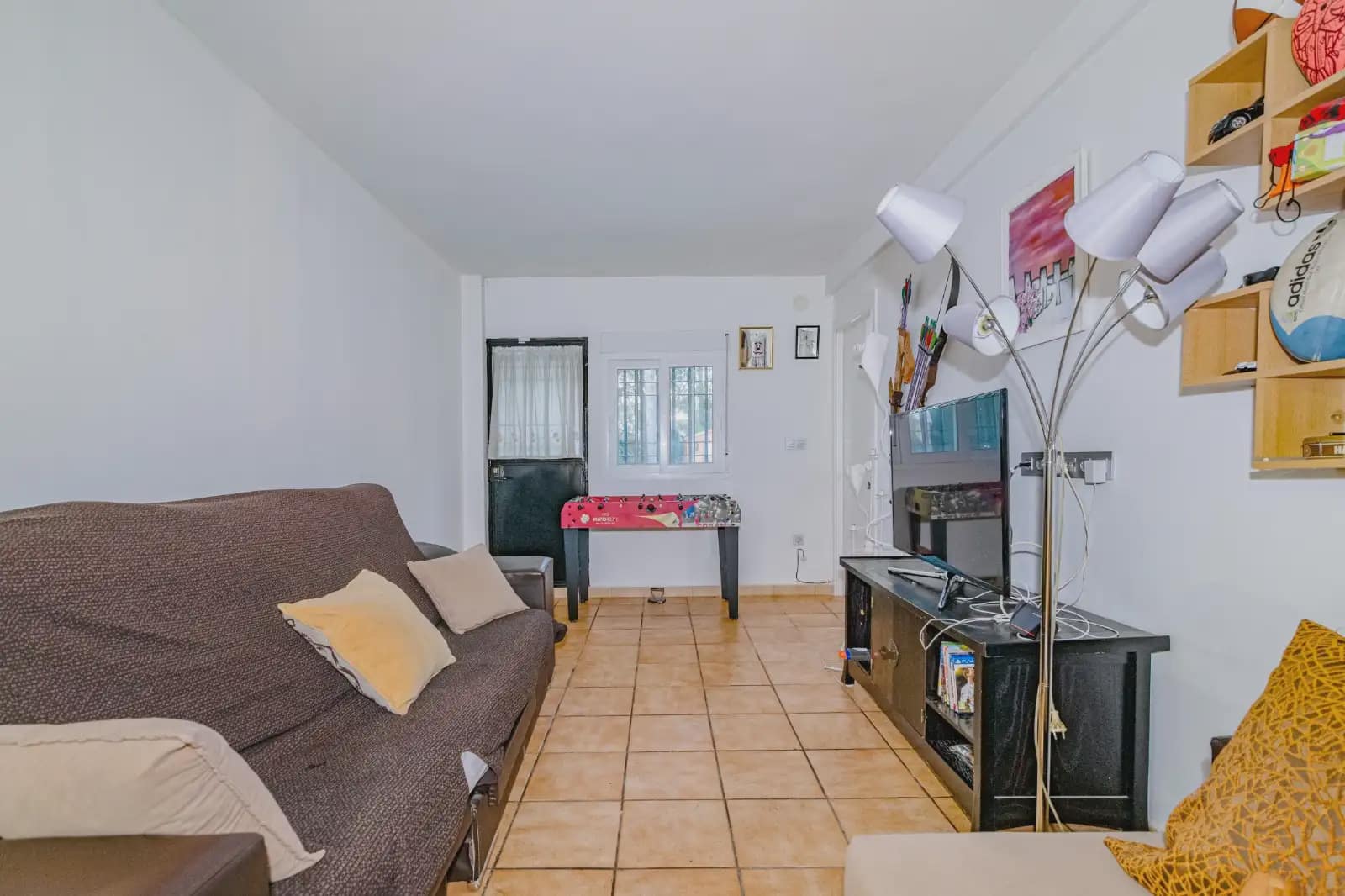 4 sovrum Semi-fristående Villa till salu i Peligros med pool garage - 410 000 € (Ref: 10065265)