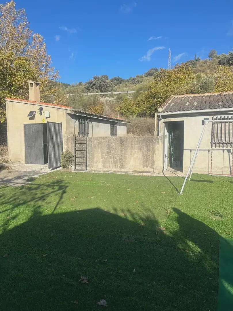 Finca/Landhuis te koop in Huetor Santillan - € 86.000 (Ref: 10065272)