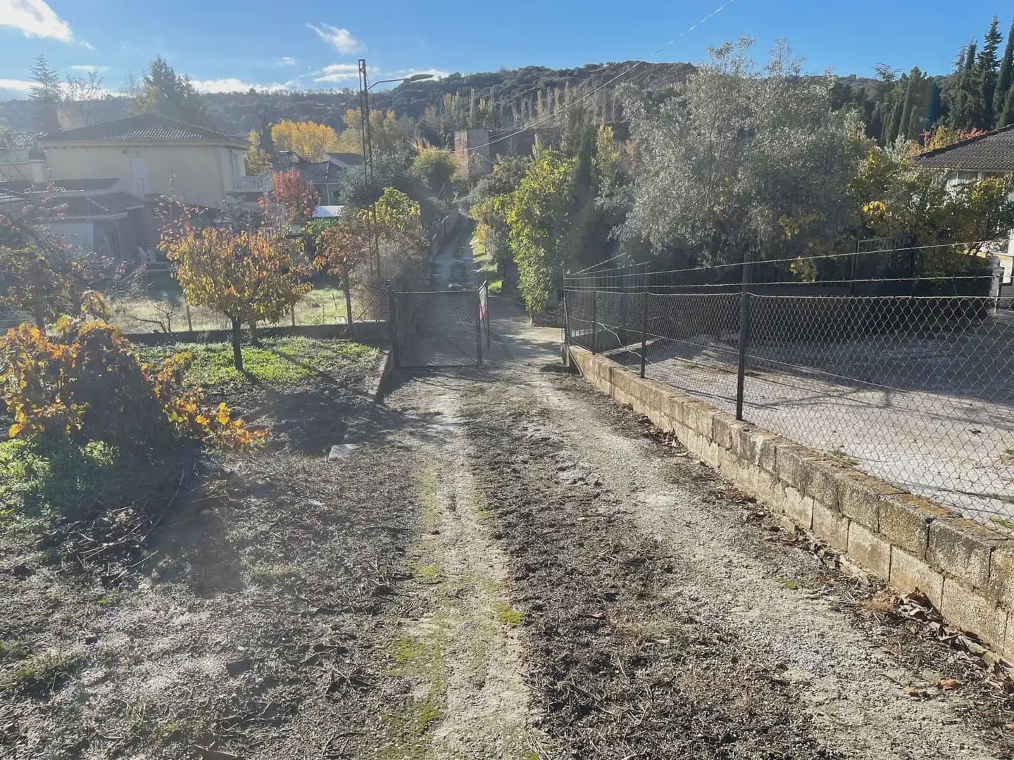 Finca/Landhuis te koop in Huetor Santillan - € 86.000 (Ref: 10065272)