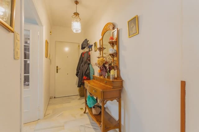 4 chambre Villa/Maison Semi-Mitoyenne à vendre à Peligros avec garage - 232 500 € (Ref: 10065273)