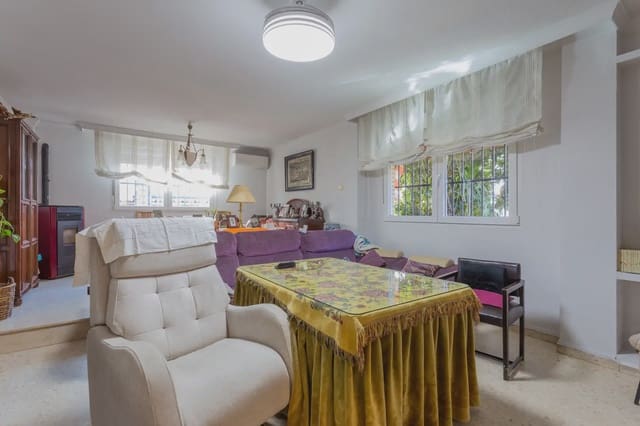 4 chambre Villa/Maison Semi-Mitoyenne à vendre à Peligros avec garage - 232 500 € (Ref: 10065273)