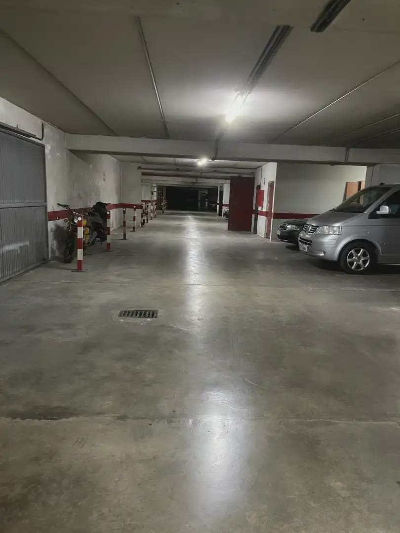 Autotalli myytävänä paikassa Granada kaupunki - 12 000 € (Ref: 10065294)