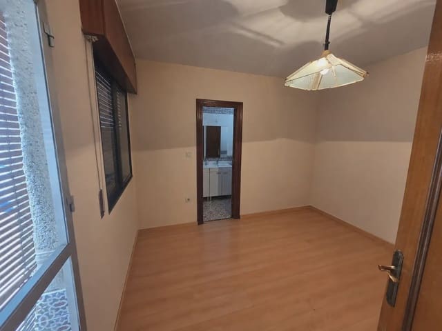 4 quarto Apartamento para venda em Peligros - 232 000 € (Ref: 10065295)