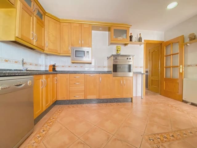 4 quarto Moradia em Banda para venda em Peligros com garagem - 279 900 € (Ref: 10065301)
