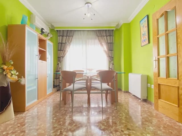 4 quarto Moradia em Banda para venda em Peligros com garagem - 279 900 € (Ref: 10065301)