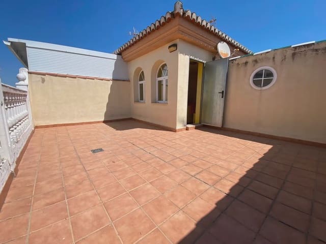 4 quarto Moradia em Banda para venda em Peligros com garagem - 279 900 € (Ref: 10065301)
