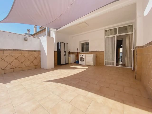4 quarto Moradia em Banda para venda em Peligros com garagem - 279 900 € (Ref: 10065301)