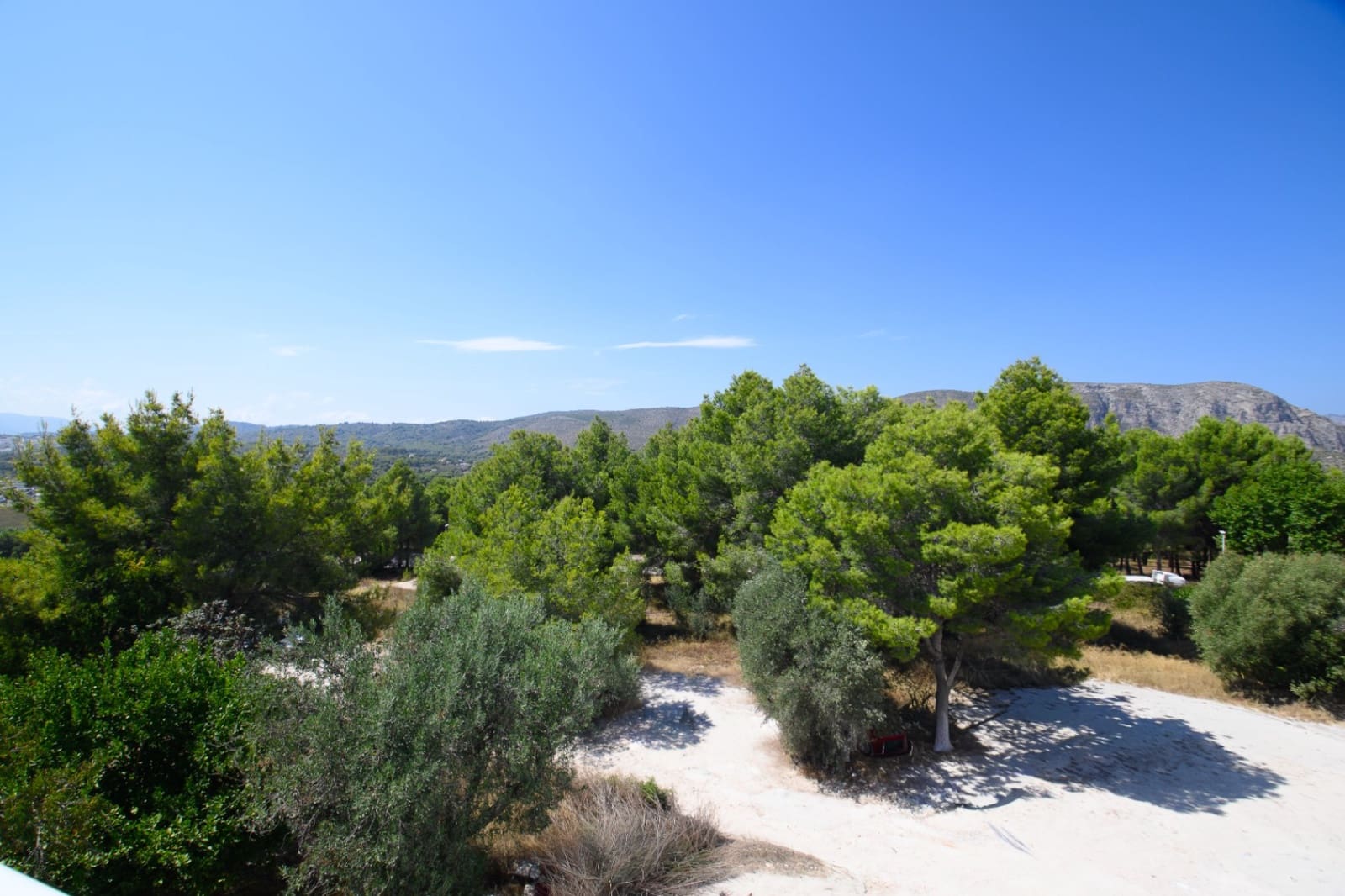 5 bedroom Townhouse for sale in Teulada with garage - € 325,000 (Ref: 10002398)