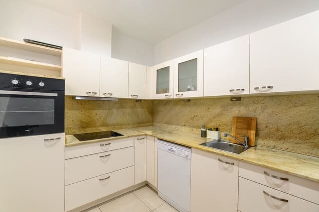 5 bedroom Townhouse for sale in Teulada Pueblo, Teulada-Moraira with garage - € 325,000 (Ref: 10002398)