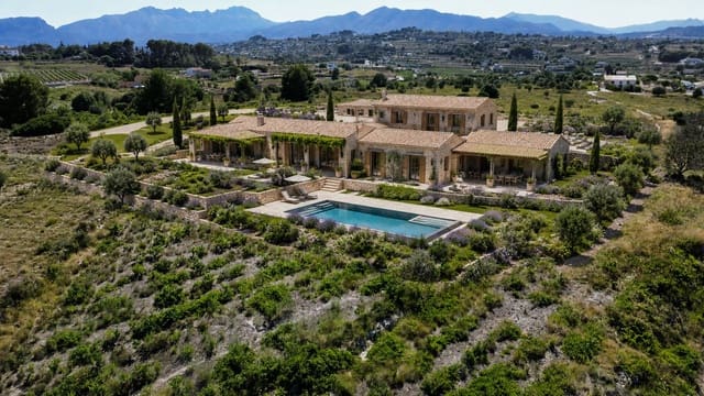 Byggetomt til salgs i Teulada Pueblo, Teulada-Moraira - € 300 000 (Ref: 10073116)