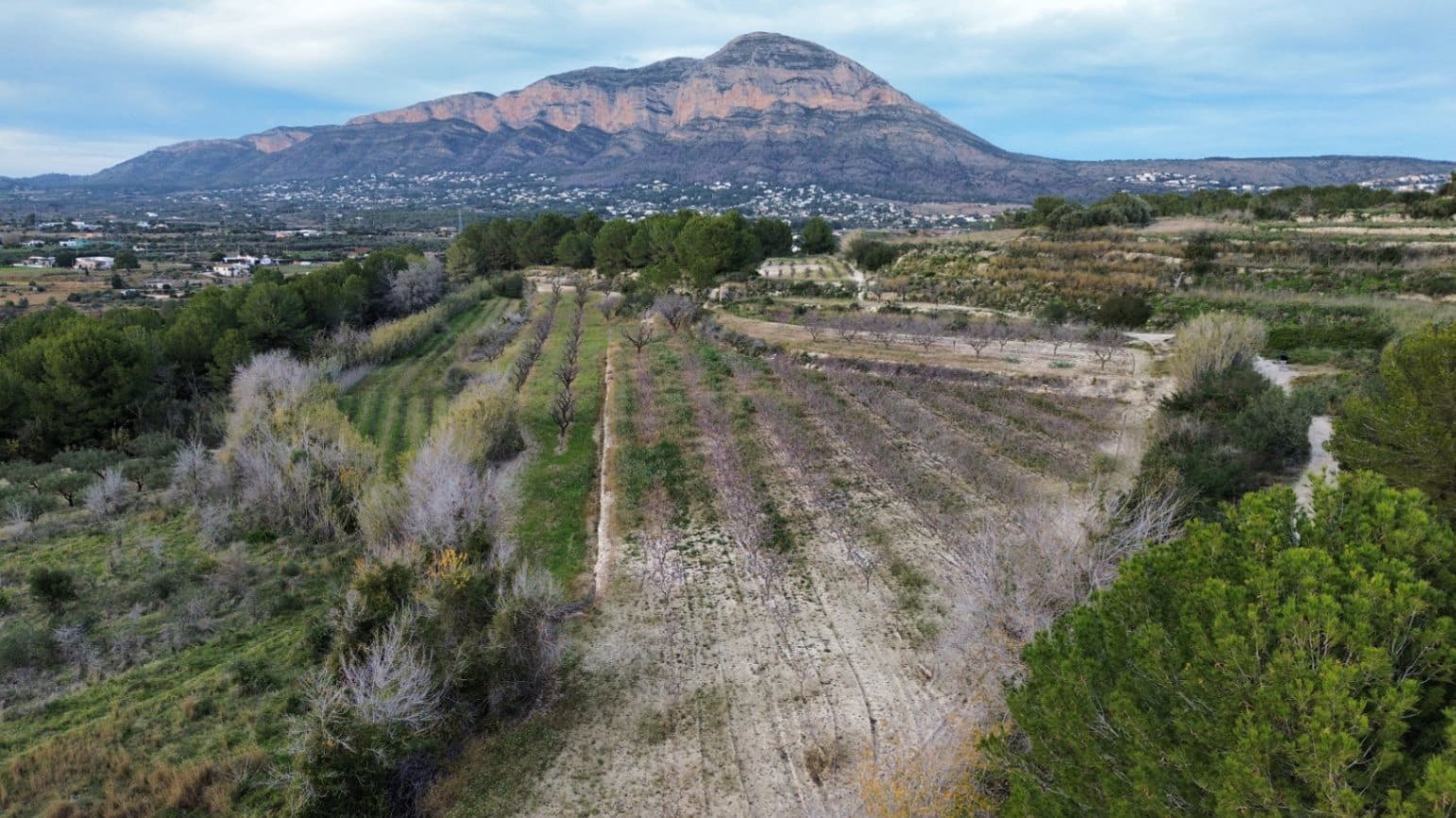 Działka budowlana na sprzedaż w Javea / Xabia - 433 000 € (Ref: 7664153)