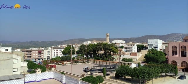 Kommersiell til salgs i Teulada Pueblo, Teulada-Moraira - € 460 000 (Ref: 7898480)