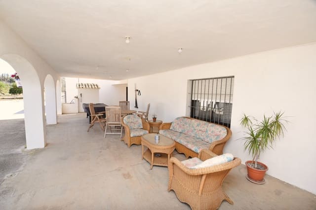 6 Zimmer Finca/Landgut zu verkaufen in Dénia mit Pool Garage - 880.000 € (Ref: 8158466)