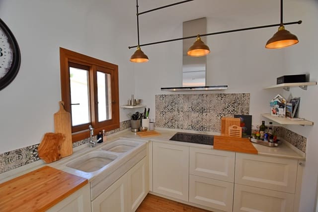 3 chambre Villa/Maison à vendre à Moraira, Teulada-Moraira avec piscine - 1 230 000 € (Ref: 8225978)