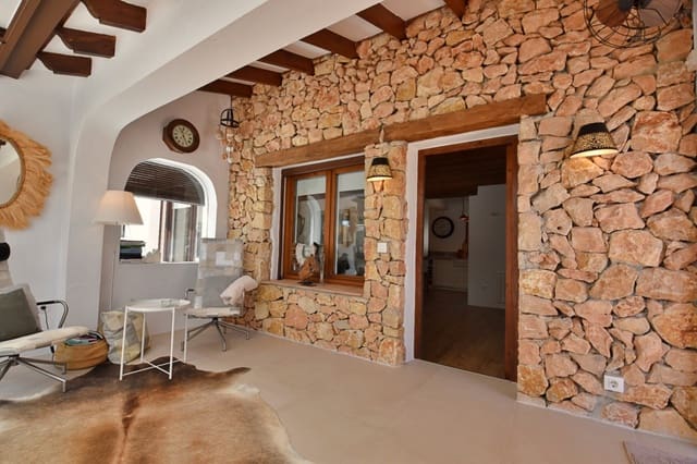 3 chambre Villa/Maison à vendre à Moraira, Teulada-Moraira avec piscine - 1 230 000 € (Ref: 8225978)