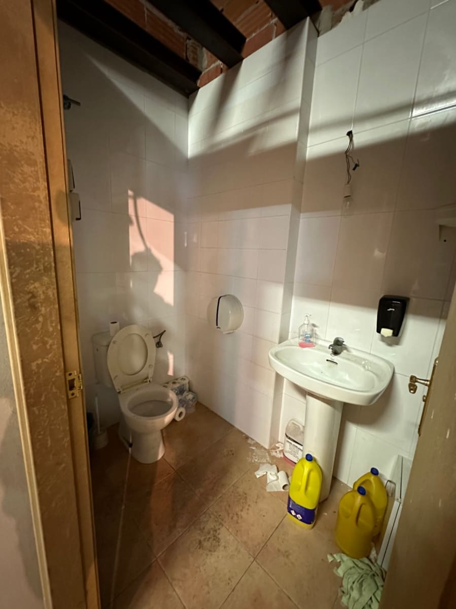 Local Commercial à vendre à Denia avec piscine garage - 235 000 € (Ref: 8342720)