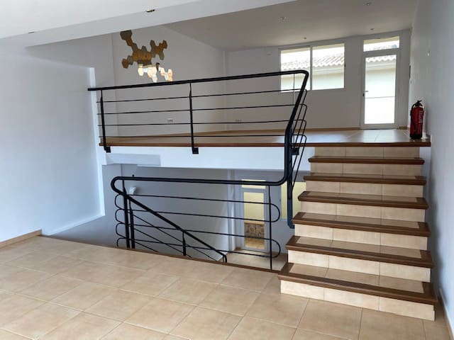 Kaupallinen myytävänä paikassa Moraira mukana 
autotalli - 260 000 € (Ref: 8342722)