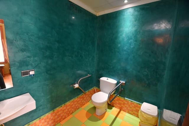 Komercyjne na sprzedaż w Orba z basenem garażem - 837 995 € (Ref: 8342727)