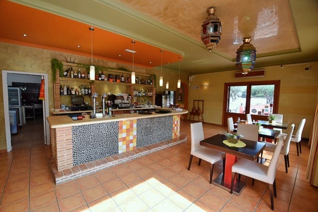 Komercyjne na sprzedaż w Orba z basenem garażem - 837 995 € (Ref: 8342727)