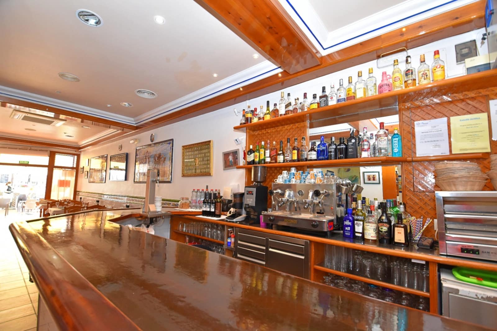 Restaurant/Bar til salg i Moraira med swimmingpool - € 255.000 (Ref: 8397812)