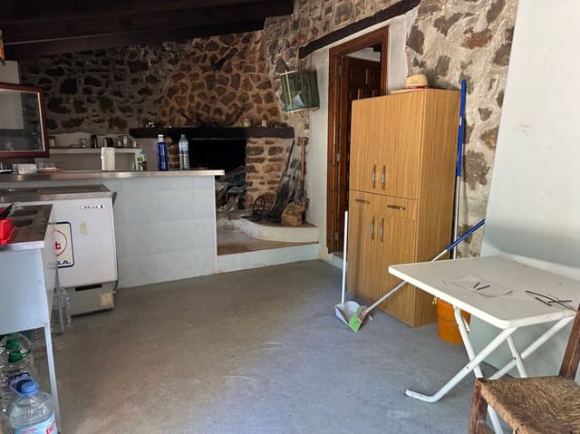 2 slaapkamer Finca/Landhuis te koop in Gata de Gorgos met garage - € 169.000 (Ref: 8431971)