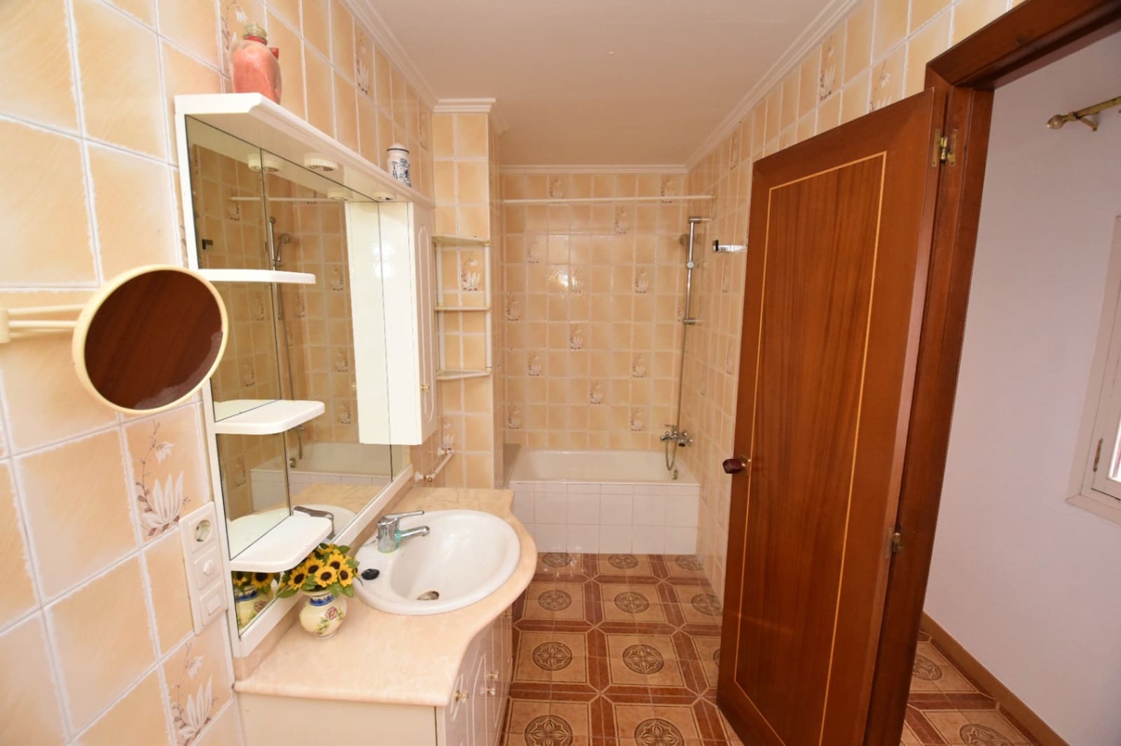 6 soveværelse Byhus til salg i Teulada med garage - € 319.000 (Ref: 8459157)