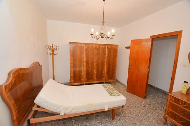 6 soverom Hus til salgs i Teulada Pueblo, Teulada-Moraira med garasje - € 319 000 (Ref: 8459157)