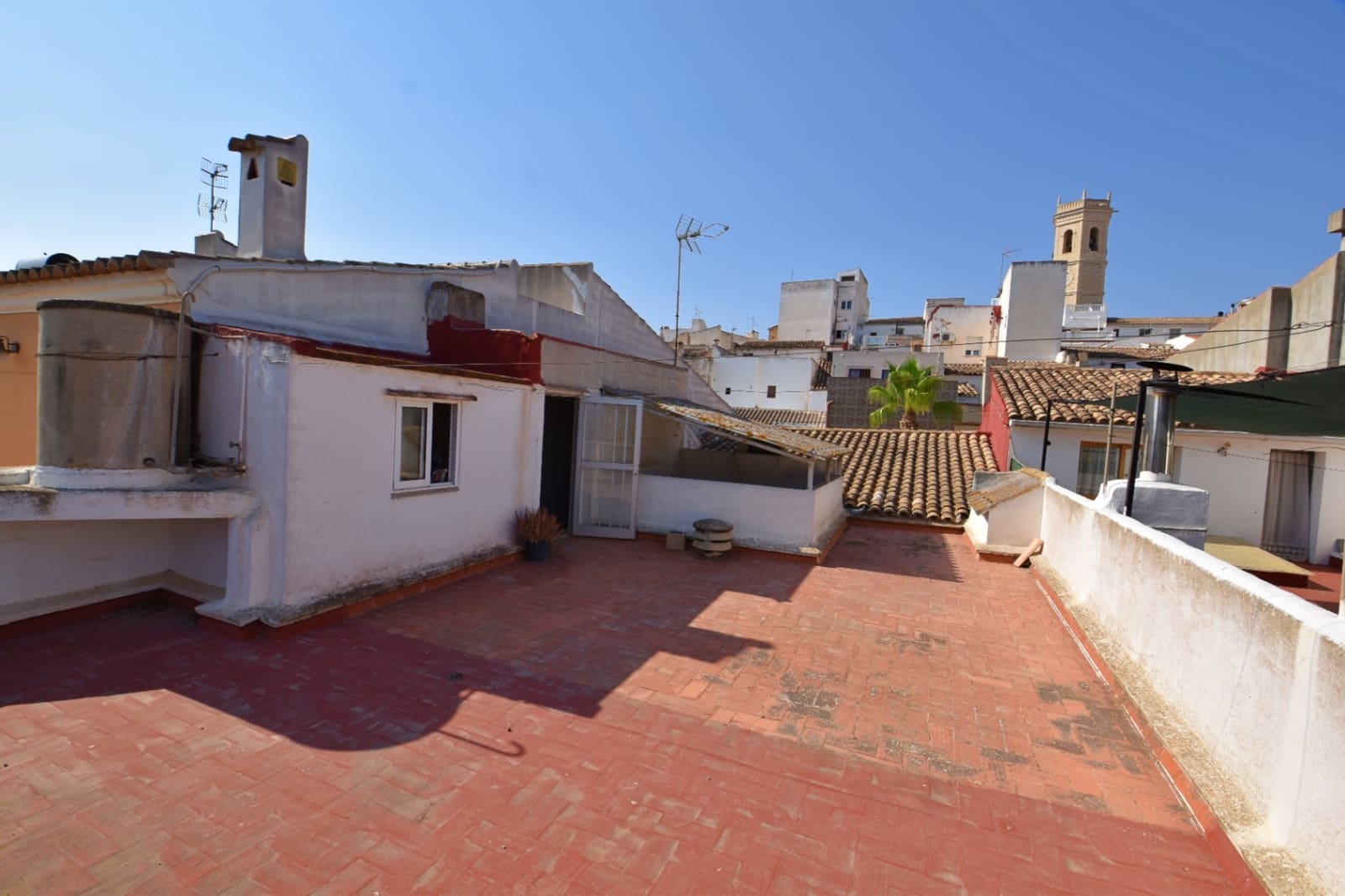 6 soveværelse Byhus til salg i Teulada med garage - € 319.000 (Ref: 8459157)