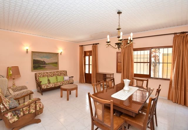 6 soverom Hus til salgs i Teulada Pueblo, Teulada-Moraira med garasje - € 319 000 (Ref: 8459157)