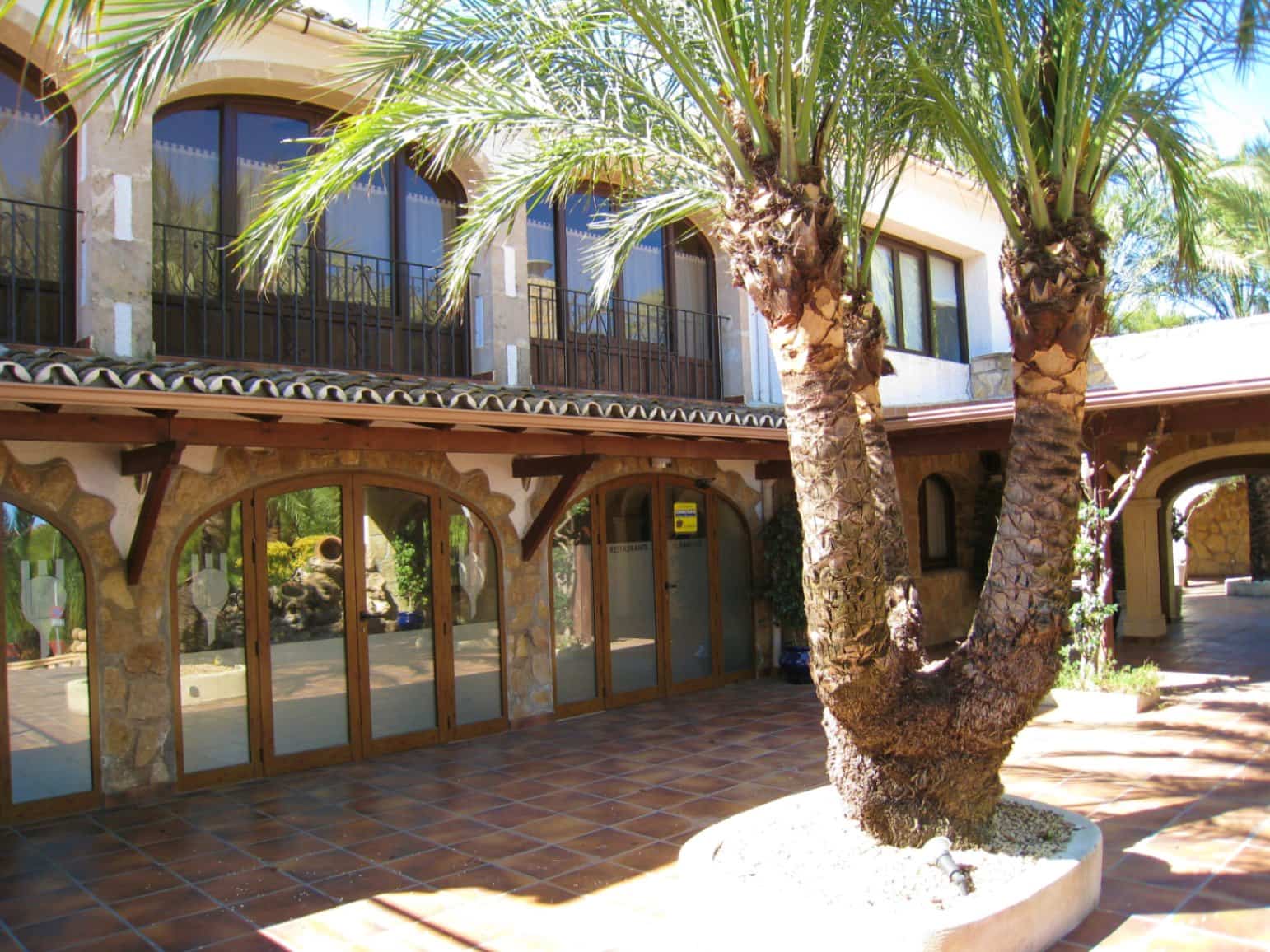 5 makuuhuone Kaupallinen myytävänä paikassa Javea / Xabia mukana uima-altaan 
autotalli - 1 900 000 € (Ref: 8491475)